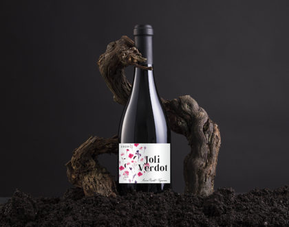 Un packaging pour un vin 100% Petit Verdot